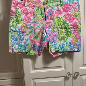 Size 10 Lilly Pulitzer Jayne shorts